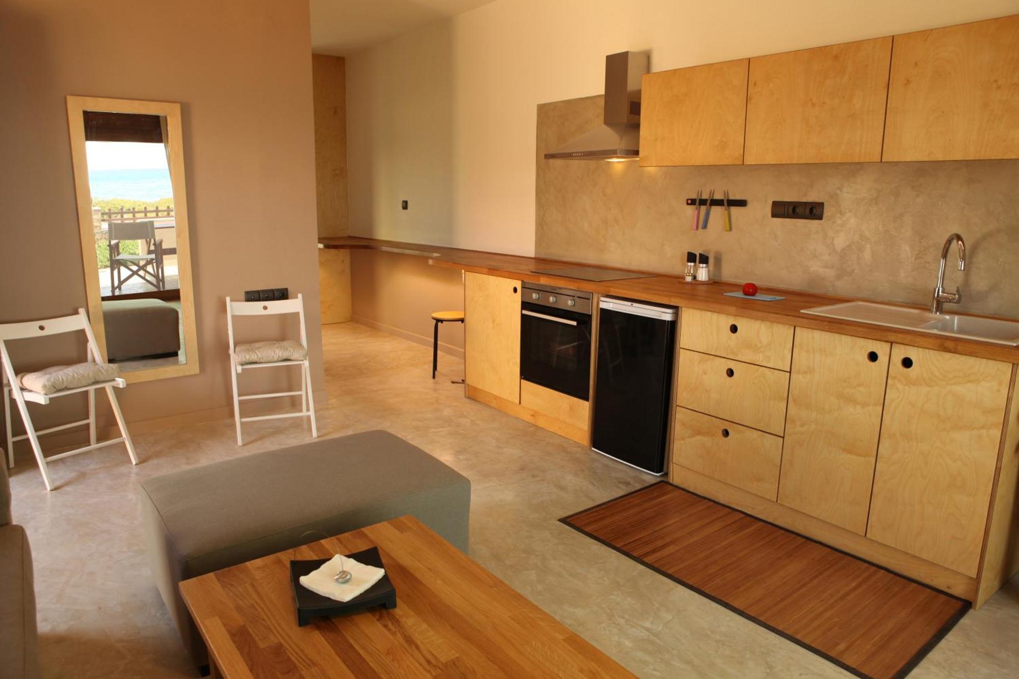 Horizonte Seafront Suites Kíssamos Exteriör bild